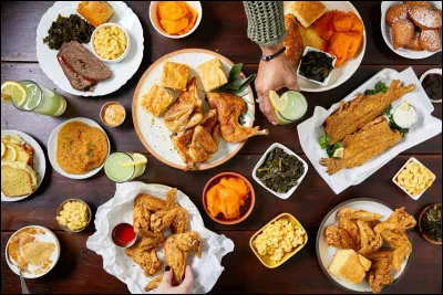 Les hushpuppies font partis de la soul food, très appréciés au Sud des États-Unis. Quels sont ces aliments ?
