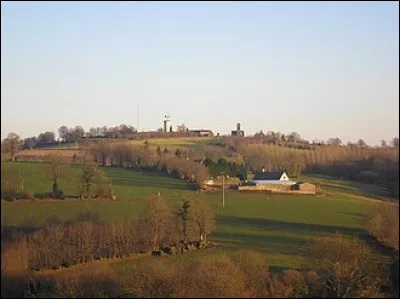 A quelle altitude situez-vous le point culminant du département ?