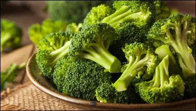 On recherche le pr&eacute;nom d'une animatrice de t&eacute;l&eacute;vision :