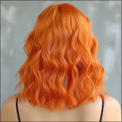 On recherche le prénom d'une coureuse cycliste et consultante de télévision :