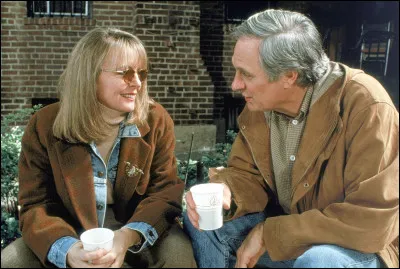 Quelle actrice est à l'affiche du film de Woody Allen "Meurtre mystérieux à Manhattan", sorti en 1993 ?