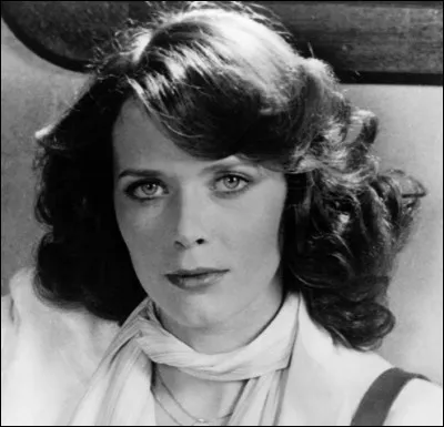 Qui est cette actrice qui joue le rôle de ''Lady Constance Chatterley'' dans le film ''L'Amant de lady Chatterley'' de 1981 ?