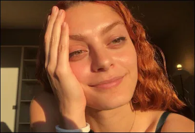 Dans quel état le père de Rania est-il (le seul passage où on le voit) ?