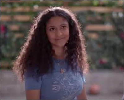 Qui est l'actrice de Julie ?