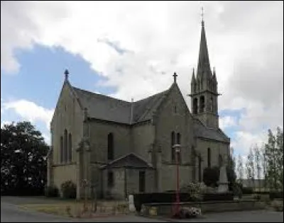 Vous avez sur cette image l'église Notre-Dame-de-Pitié à La Chapelle-Blanche. Commune Costarmoricaine, elle se situe en région ...