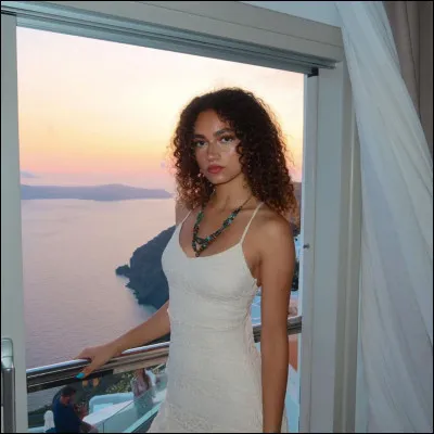 Que font Nadeen et Shams pour se venger de Sarah ?