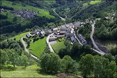 Quelle est cette région, ancien comté, correspondant à la partie ouest du département, autour de la vallée de l'Adour ?