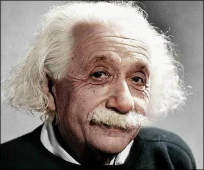 Quel est le nom en E de cet Albert, un des plus grands scientifiques de l'Histoire, célèbre dans le monde pour son équation E=mc2 ?