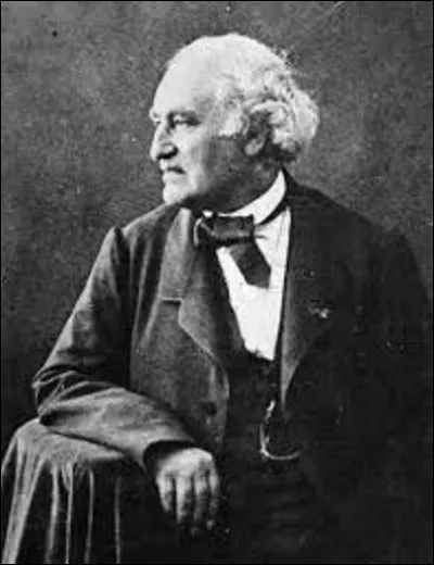 Quelle société ouvre ses portes en 1824 à l'initiative de Léon Talabot, et ferme en mars 1983 ?