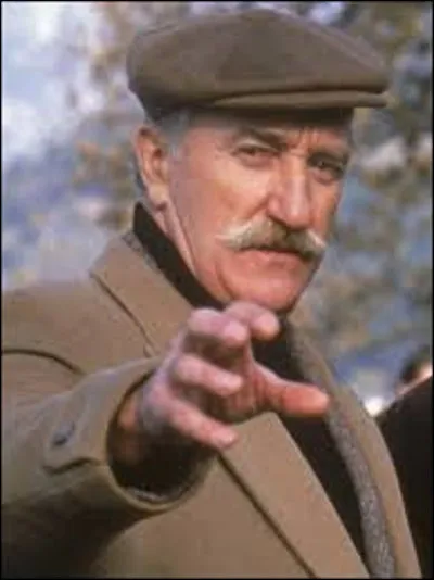 Maurice Couzinié dit Pierre Maguelon est un comédien de cinéma et de théâtre né à Labruguière le 3 septembre 1933, et mort à Perpignan le 10 juillet 2010. Dans quelle série télévisée s'est-il fait connaitre ?