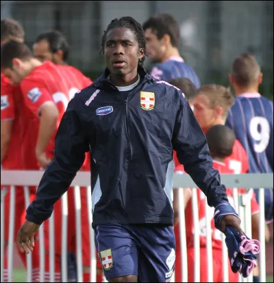 Question Tié Bi : 
Combien de matchs Eric Tié Bi a-t-il disputés avec Evian Thonon Gaillard (TCC) ?