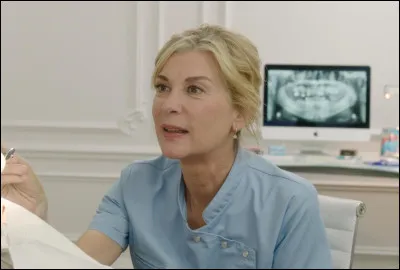 Quelle est cette comédie avec Laroque ?