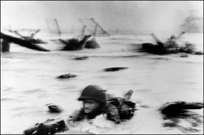 Qui est ce photographe qui a couvert le débarquement de Normandie en juin 1944 ?