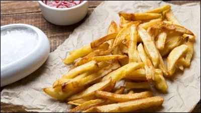 Dans quelle graisse animale les frites belges sont-elles plongées pour leur cuisson ?