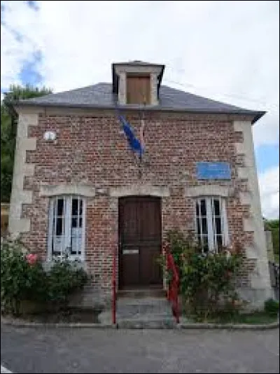 Ancienne commune normande, dans l'arrondissement d'Argentan, Sentilly se situe dans le département ...