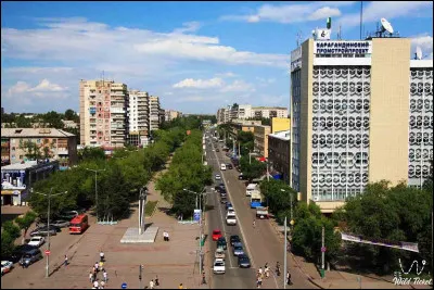 Cette ville du Kazakhstan de 480 000 habitants a été créée comme ville nouvelle par l'URSS dans les années 1930 :