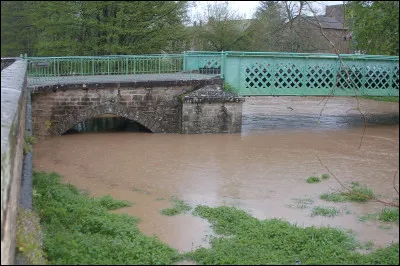 Quelle est cette rivière du nord du département, affluent de l'Aveyron, longue de 87 km et connue pour ses fluctuations saisonnières de débit ?
