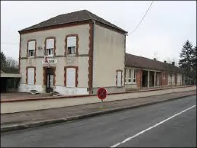 Village Loirétain, dans la région agricole de la Puisaye, Dammarie-sur-Loing se situe en région ...