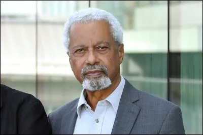 Qui écrit le roman "Paradis" ?