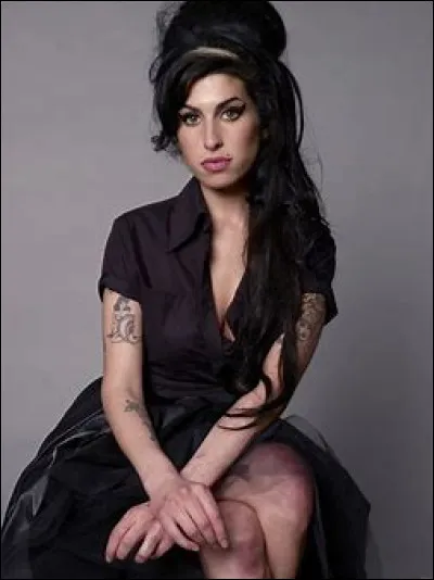 Voici Amy Winehouse, quel style produisait-elle ?