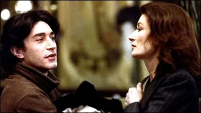 Qui est le réalisateur du film "Mon premier amour" tourné en 1977 ?