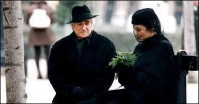 Dans quel film joue-t-elle une "veuve noire" ?