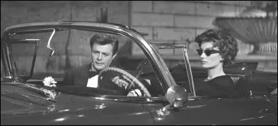 Dans quel film italien joue-t-elle le rôle de Maddalena aux cotés de Mastroianni ?