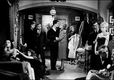 En 1959 elle participe au premier film "Les Dragueurs" d'un jeune réalisateur prometteur. Qui est-ce ?