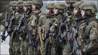 Qui étaient les adversaires (ennemis) des Français ?