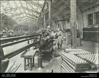 En quoi sont reconverties les industries en France ?