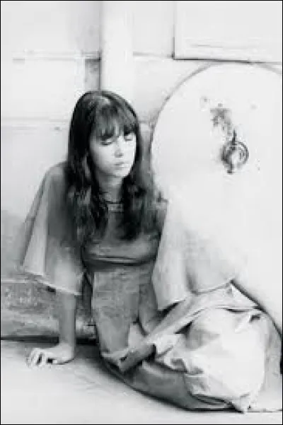 Quelle jeune actrice donne la réplique à Eugène Ionesco dans le film "Ariane", sorti en 1974 ?