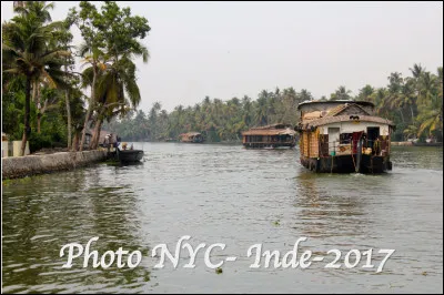 Qu'est ce que c'est que le Kerala situé sur la côte indienne de Malabar ?