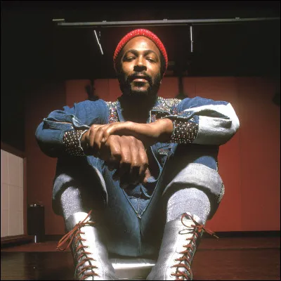 Que devez-vous ajouter à "mar" pour trouver le prénom du chanteur et auteur-compositeur américain de musique soul, tué par son père en 1984...