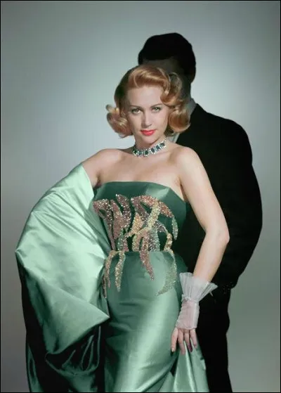 Que devez-vous ajouter à "mar" pour trouver le prénom d'une grande actrice française des années 50...