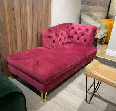 Un divan à "............", Beau fixe sur ".............."