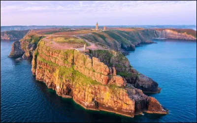 Le pic ou la péninsule. ..