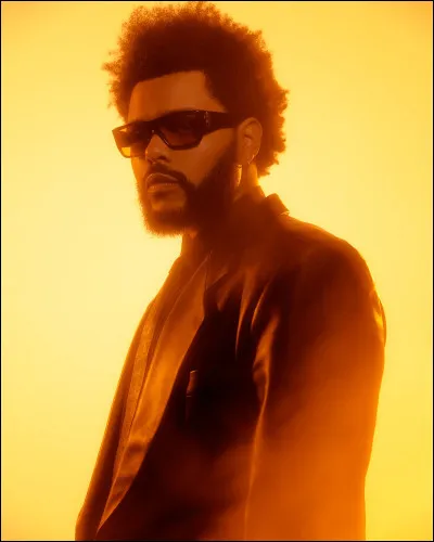 Qui chante "Blinding Lights" en 2020 ?