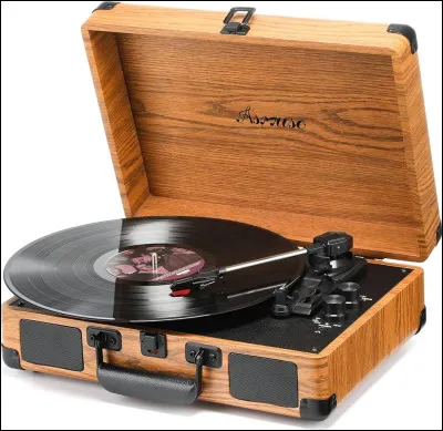 Choisis une chanson parmi celles-ci.