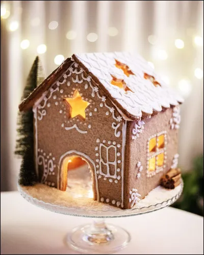 Attiré par la maison de pain d'épices...