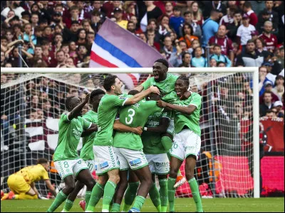 Km 133,3 : Guchen. Pour avoir, eux aussi, un monument aux morts, en 1922, le Conseil Municipal décide d'acheter une statue représentant un poilu. Qui fut le sculpteur de ce "poilu au repos" que l'on trouve sur des centaines d'autres monuments ?