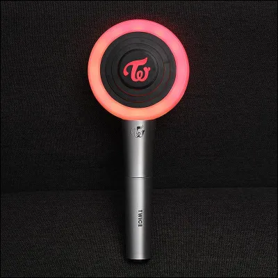 À quel groupe appartient ce lightstick ?