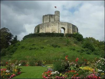 Dans quelle région française trouve-t-on le Château de Gisors ?