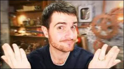 Qui est ce youtubeur ?