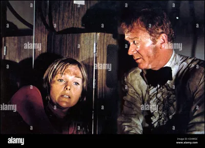 La jeune chanteuse du Poseidon...