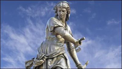 Km 15,1 : Saint-Aventin. Il y a des Saint-Aventinois et des Saint-Aventinoises mais combien en tout ?