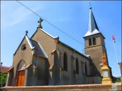 Pour finir, je vous emmène en Lorraine, à Zeurange. Ancienne commune de l'arrondissement de Thionville, elle se situe dans le département ....