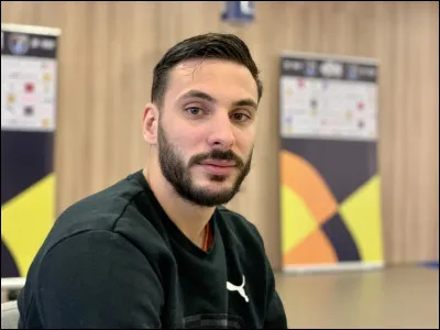 Quel sport Hugo Descat pratique-t-il ?