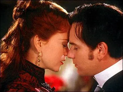 Comment s'appellent les hros du 'Moulin rouge ' ?