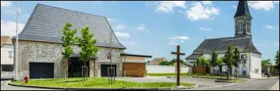 Village de l'aire d'attraction Paloise, traversé par le Gave de Pau, la Baïse de Lasseube et le Luzoué, Os-Marsillon se situe dans le département ...