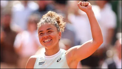 Jasmine Paolini est finaliste en simple dames face à Iga Swiatek.